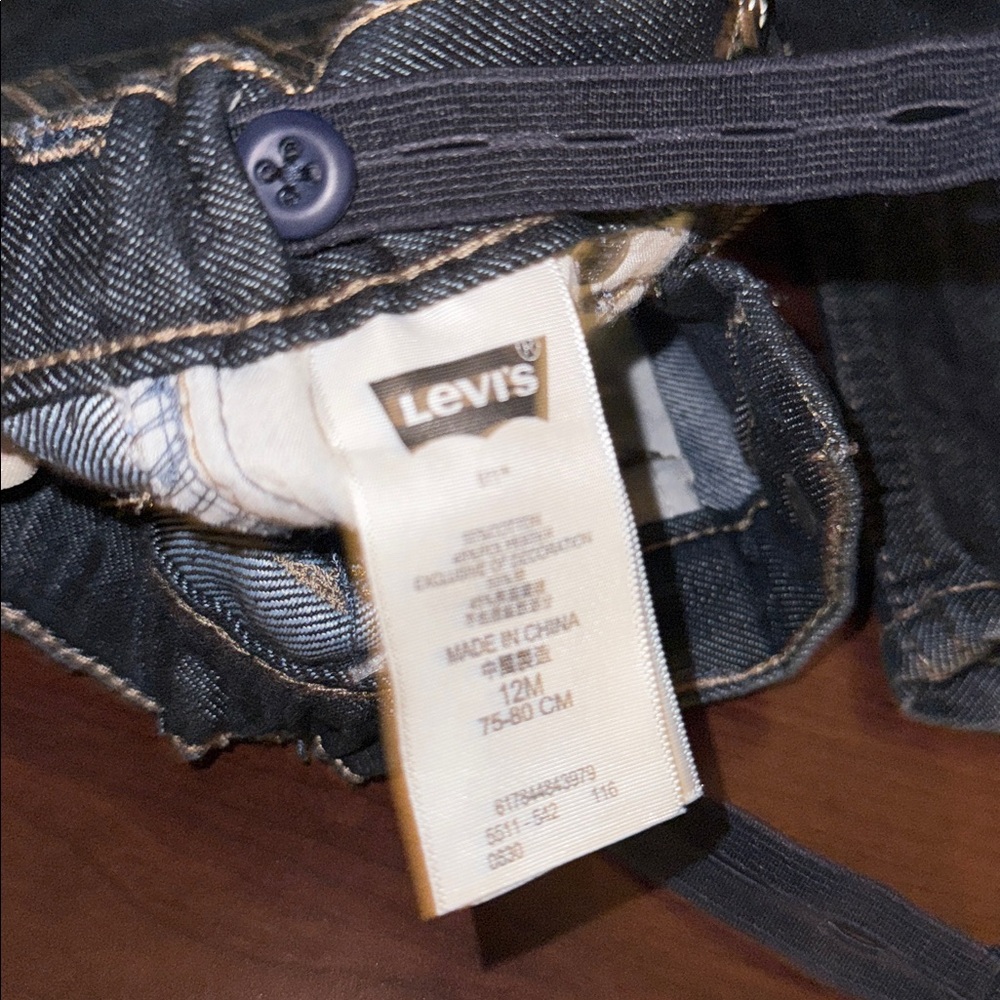 Levi Blue Denim Jeans - Picture 4 of 5